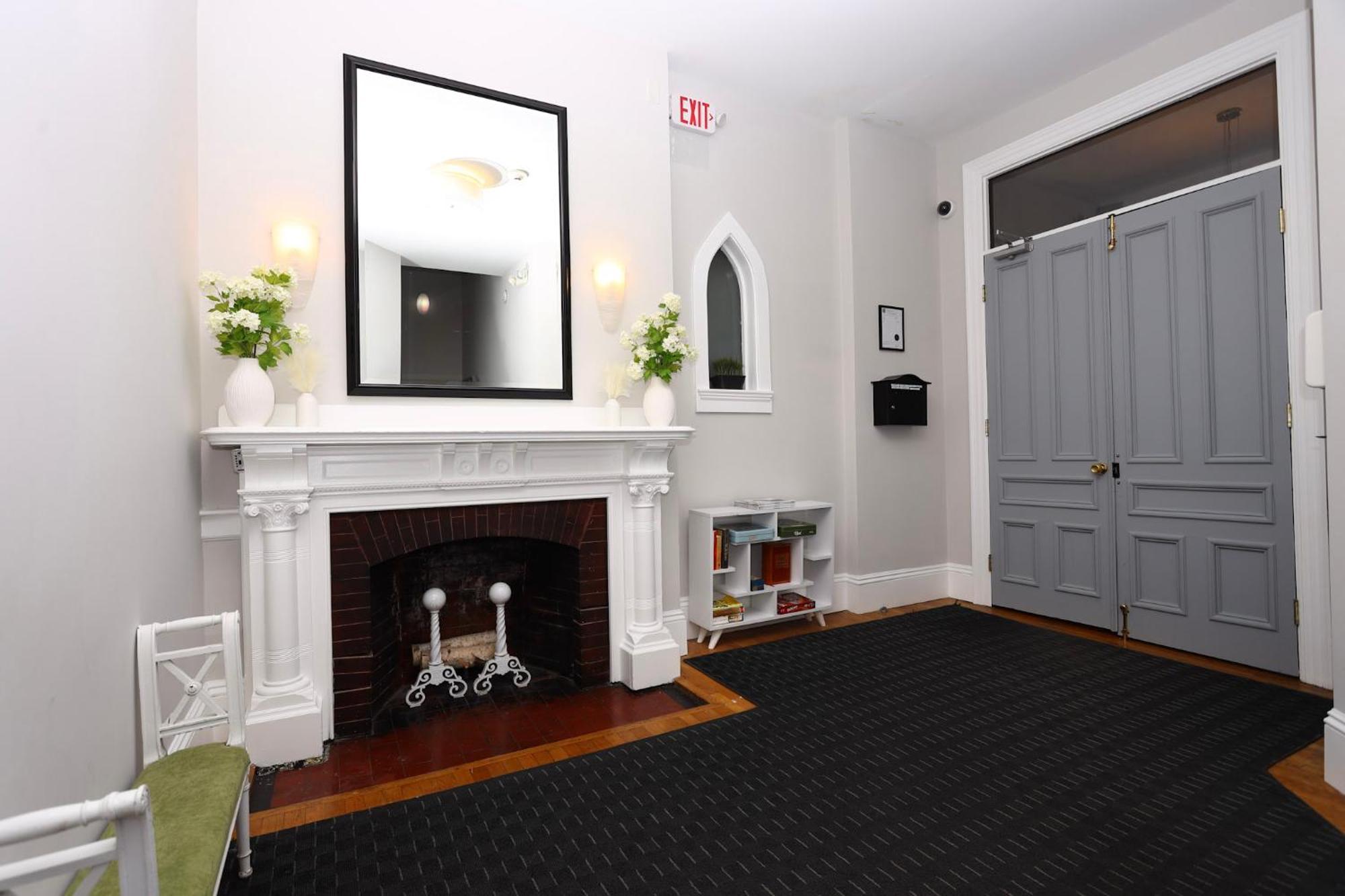 Stylish Studio On Newbury St #3 Boston Extérieur photo